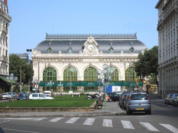Luggage storage in Lyon 6th arrondissement